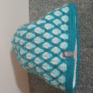 The North Face knit and fleece teal retro beanie unisex